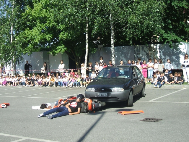 Albiate, esercitazione per scuole:Protezione civile simula incidente