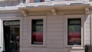 Seregno: bancomat ”otturato”per sottrarre i soldi prelevati