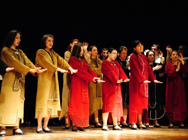 Lissone, la musica a LibritudineSul palco l’Hover chamber choir