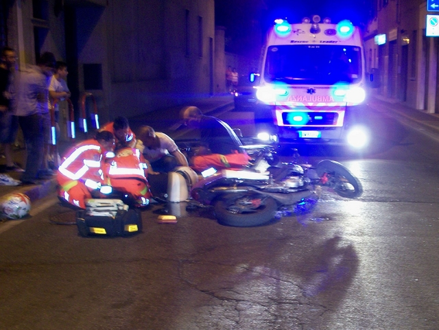 Seregno: scontro auto-scooterMuore diciottenne di Seveso