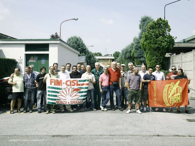 Cassa integrazione mal gestitaA Desio continua la protesta