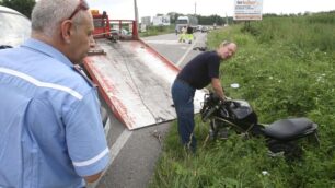 Scontro sulla Sp2 a BusnagoMorta motociclista di 32 anni