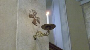 Vedano, 12 candele per i 112 annidella chiesa di Santo Stefano