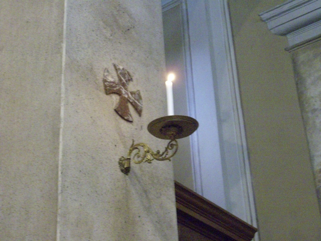 Vedano, 12 candele per i 112 annidella chiesa di Santo Stefano
