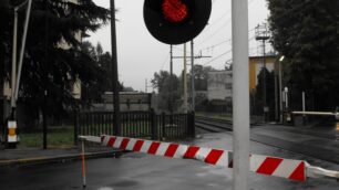 Bovisio, muore sotto un RegionaleLinea Trenord bloccata per ore