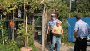 Seregno: demolite tre baraccheabusive negli orti comunali