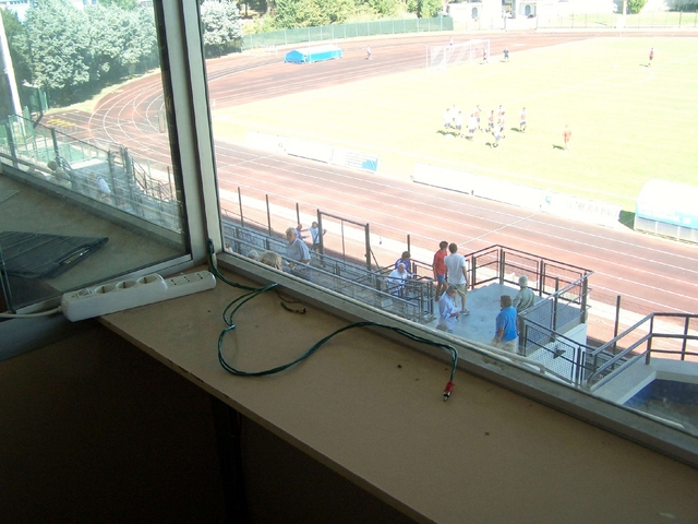 Stadio Ferruccio di Seregno:furto del mixer, porta crollata
