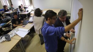 Monza, 100 studenti in CascinaIsa a San Fedele, senza lavagne
