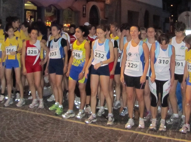 Strawoman, per aiutare il CaVle donne in marcia a Monza