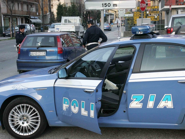 Due chili di cocaina nel bagagliaioMonzese arrestato in autostrada