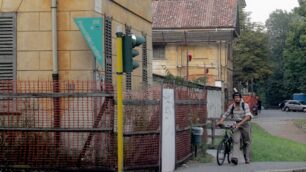 Monza, scuola Borsa transennataIl tetto ormai è a rischio crollo