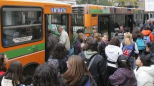Mannaia sui bus urbani a MonzaIl servizio rischia taglio del 10%