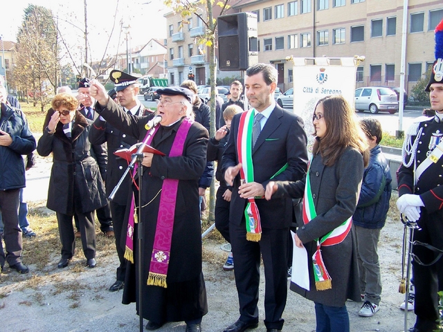 Seregno ricorda i caduti di NassiriyaCerimonia insieme ai carabinieri