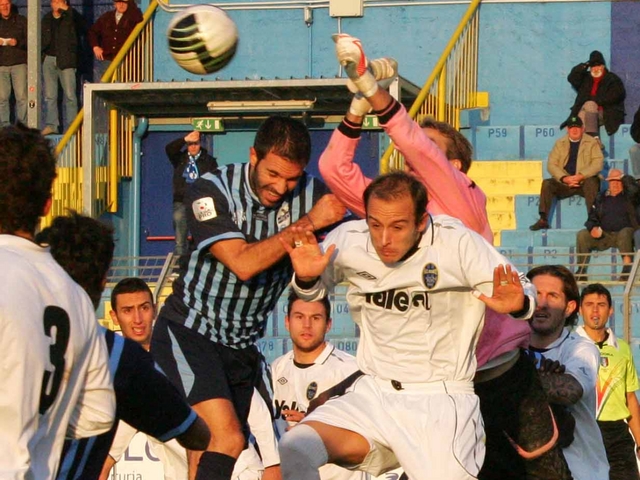 Lega Pro, il derby termina pari
Renate indenne con il Lecco