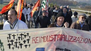 Cgil, Cisl e Uil tornano in piazzaLa mobilitazione per il lavoro