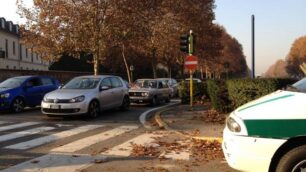 Tutti in coda verso l’autodromoMetà Monza paralizzata dalle auto