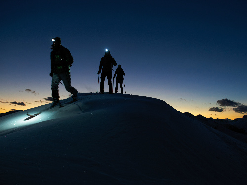 Scialpinismoal chiar di luna