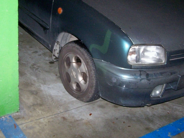 Seregno, ancora gomme forateall’autosilo in piazza Risorgimento