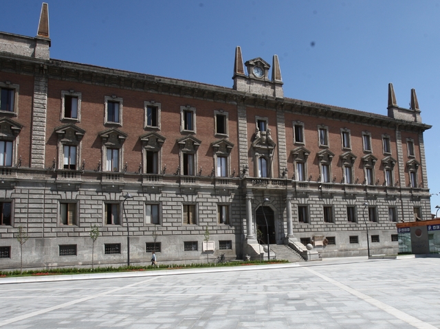 Monza e i costi della politicaConsulenze da 350 mila euro