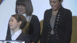 La bella favola dei semini di SaraLa bimba che aiuta i piccoli orfani