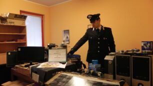 Albiate, blitz dei carabinieri:recuperata refurtiva, 5 denunce