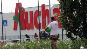 Monza, lieve incendio all’AuchanAttività regolare e nessun ferito