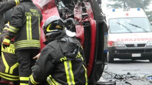 Schianto sulla statale jonicaMonzese muore all’ospedale