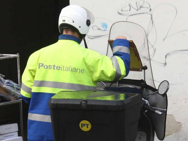 Desio, gli auguri di Natalesono arrivati soltanto ora