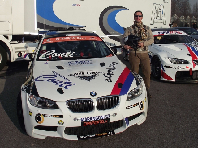 L’autodromo va di traverso
Che spettacolo con il drifting