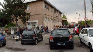 Cesano, forte odore di gasEvacuata la scuola Rodari