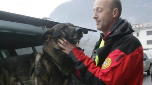 Cane da valanga cerca AliprandiCalano le speranze di trovarlo vivo