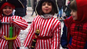 Coriandoli e mascherineWeekend a tutto Carnevale