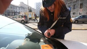 Monza, la penna luminosache scopre i falsi disabili