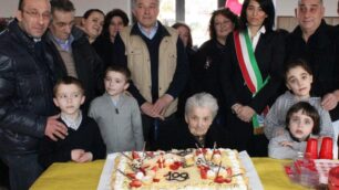 Seregno: ha compiuto cent’anni,le avevano dato pochi mesi di vita