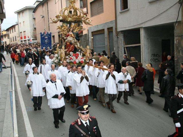 Leffe in festaper la Madonnina