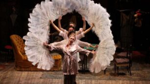 Violetta, dagli occhi tristi:La Traviata di Verdi al Manzoni
