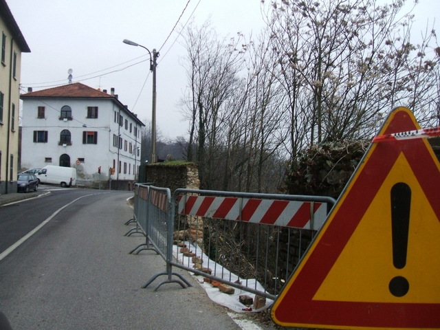 Albiate e la strada franata nel 2010«In via Gatti soli come dei cani»