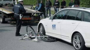 La ciclista morta a SeregnoForse fatale una scivolata