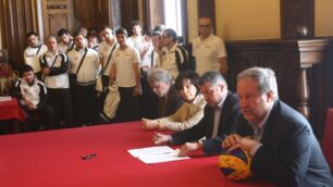Le chiavi del PalaIper al ConsorzioIl Vero Volley ritorna a Monza