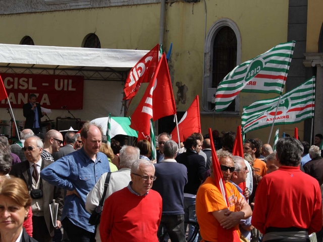 Lavoro e crescita contro la crisiIl Primo maggio dei sindacati