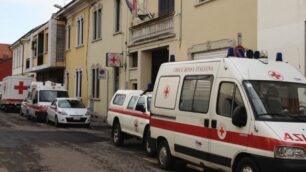 Sfrattati i mezzi della Croce rossaA Monza le ambulanze in strada