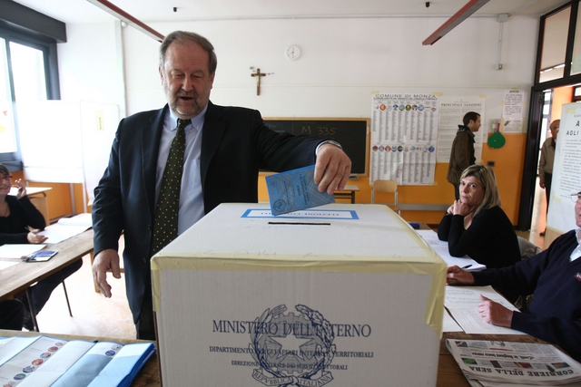 Monza, Mariani lascia il consiglioLe dimissioni dell’ex sindaco