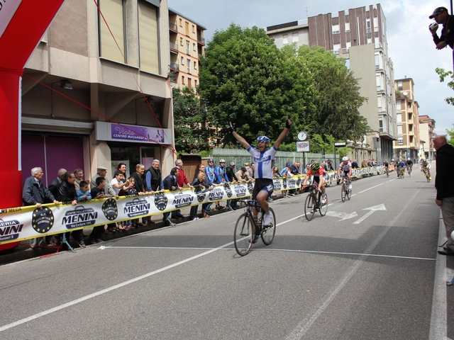 Ciclismo amatoriale a SeregnoIl primo Giro della Brianza