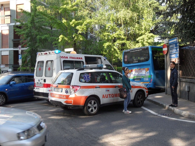 Autista di Lazzate ha un malorePasseggera del bus evita la strage