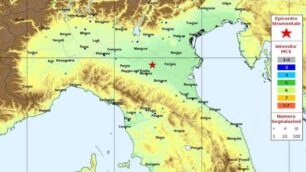 9.01: violenta scossa di terremotoMonza, gente si riversa in strada