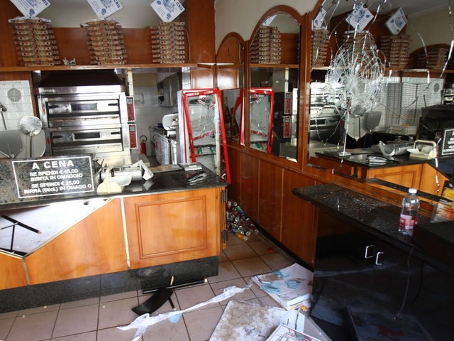 Monza, maxi rissa in pizzeriaLocale devastato, un ferito lieve