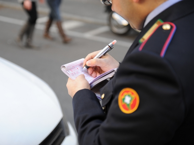 Barlassina, festa all’asiloMulte alle auto dei genitori