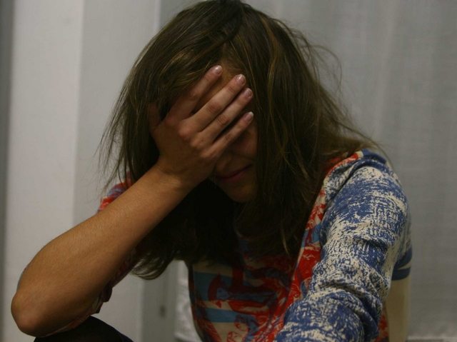 Monza, la famiglia scoppiaL’anziano padre la fa finita