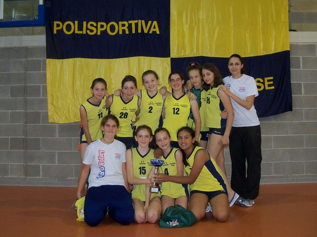 Finali delle giovanili salesianeA Vedano la festa del volley