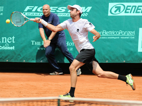Tennis, Viola negli ottavi a MonzaOra Montanes, Volandri, Starace